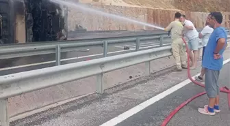 balikesir de devrilen kamyon ulasimi aksatti 18908427 amp