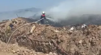 Ayvalık'ta Eski Çöp Depolama Alanında Yangın Kontrol Altına Alındı 3 balikesir de eski cop depolama alanindaki yan 18925219 amp