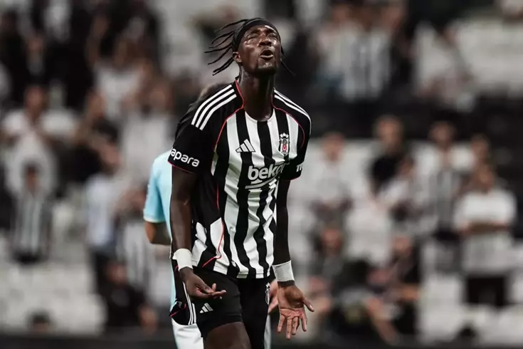 besiktas ilk yarida kabusu yasadi tribunlerden 18948424 6659 amp