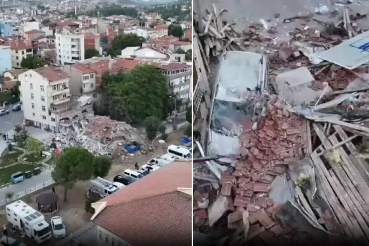 Depremin vurduğu Sındırgı havadan görüntülendi 3 depremin vurdugu sindirgi havadan goruntulendi 18934626 4183 amp