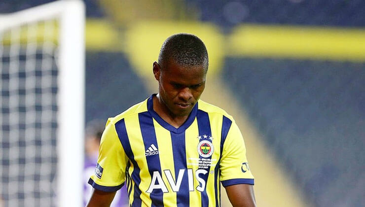 fenerbahce haberleri fenerbahce teknik direktoru erol bulut samatta8217nin sahalardan uzak kalacagi sureyi duyurdu