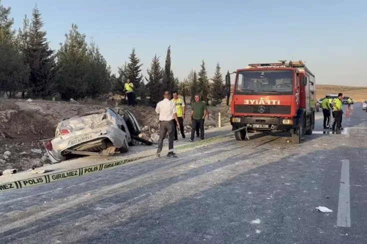 gaziantep te feci kaza 3 kisi hayatini kaybetti 18956353 4469 amp