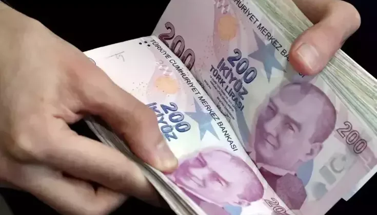 Hükümetten memurların taban aylığına bin lira zam teklifi
