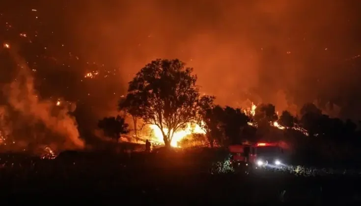 İki gündür yangınla boğuşan Çanakkale’den sevindiren haber