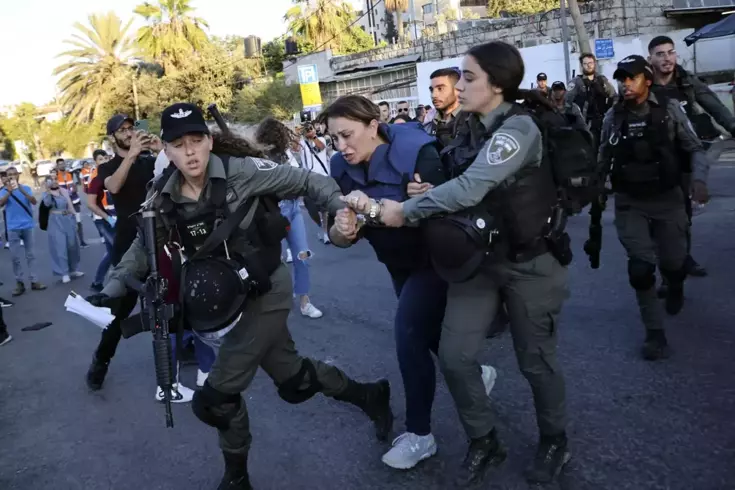 israil polisinden protestolarda ciplak arama 18951922 5669 amp