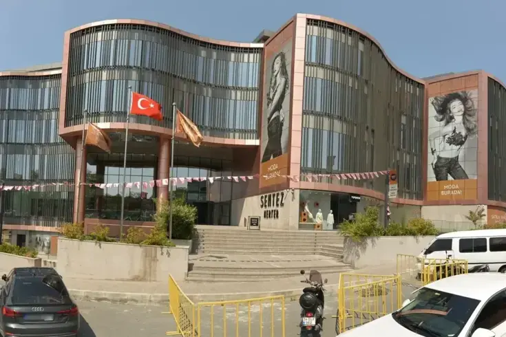 istanbul un dev avm si krizde dukkanlarin buyuk 18954997 8612 amp
