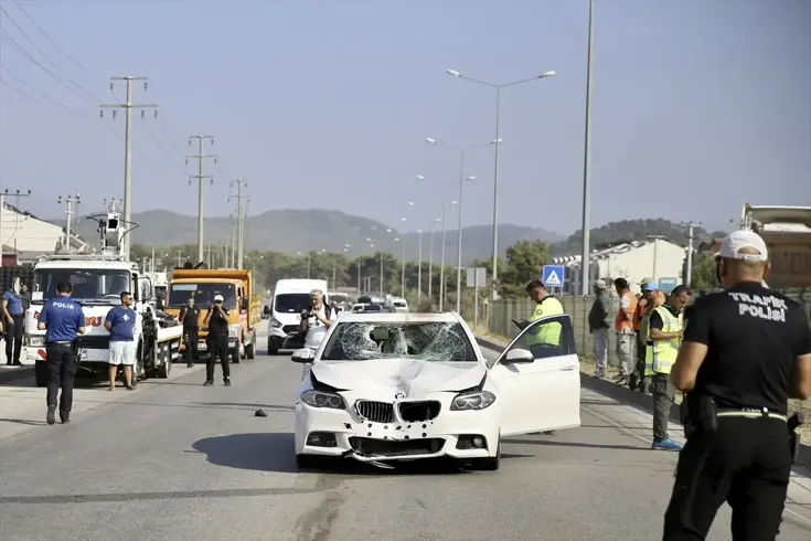 mugla da otomobilin carptigi eski ak parti mu 18951394 amp