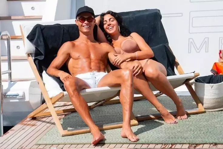 ronaldo dan 4 3 milyon euroluk yuzuk 18952467 9739 amp