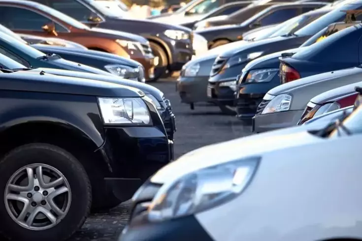 Sıfır aracı daha ucuza aldı! İkinci el fiyatları pes dedirtti 3 sifir araci daha ucuza aldi ikinci el fiyatlari 18915876 3246 amp