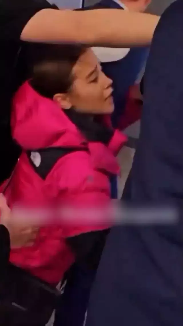 Hande Er&ccedil;el, korumasının yaptıklarını g&ouml;r&uuml;nce dayanamadı