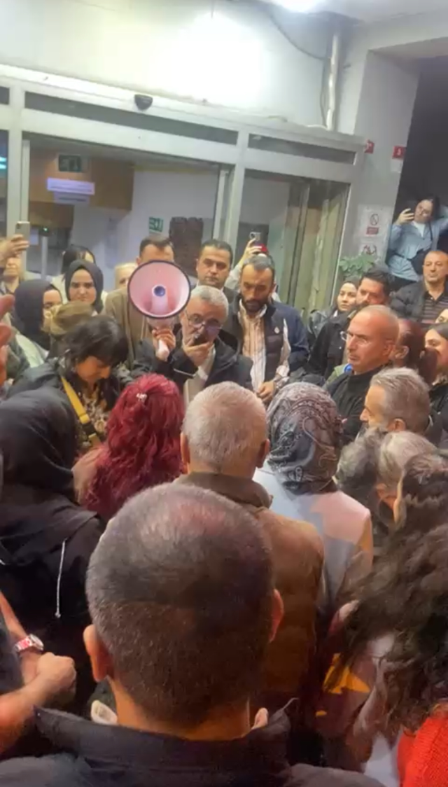 İstanbul'un ünlü hastanesi kapılarını kapattı, bir gecede 200 kişi işten çıkarıldı İstanbul'un ünlü hastanesi kapılarını kapattı, bir gecede 200 kişi işten çıkarıldı